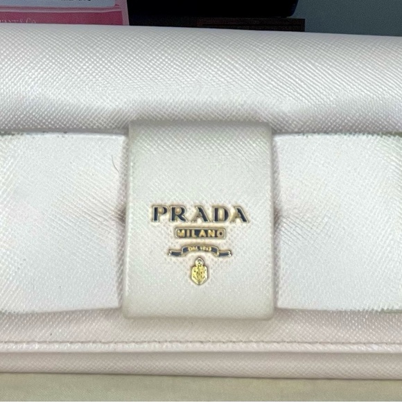 Prada Saffiano Double Snap Ribbon Walker - Picture 3 of 16